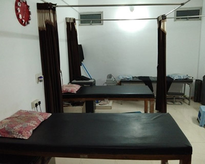 Facial palsy And Paralysis Treatment in gandhinagar
